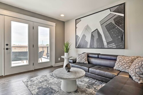 Modern Indianapolis Home w/ Skyline Views