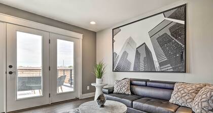 Modern Indianapolis Home w/ Skyline Views