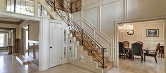 Private Pool: Lakefront Harlingen Home