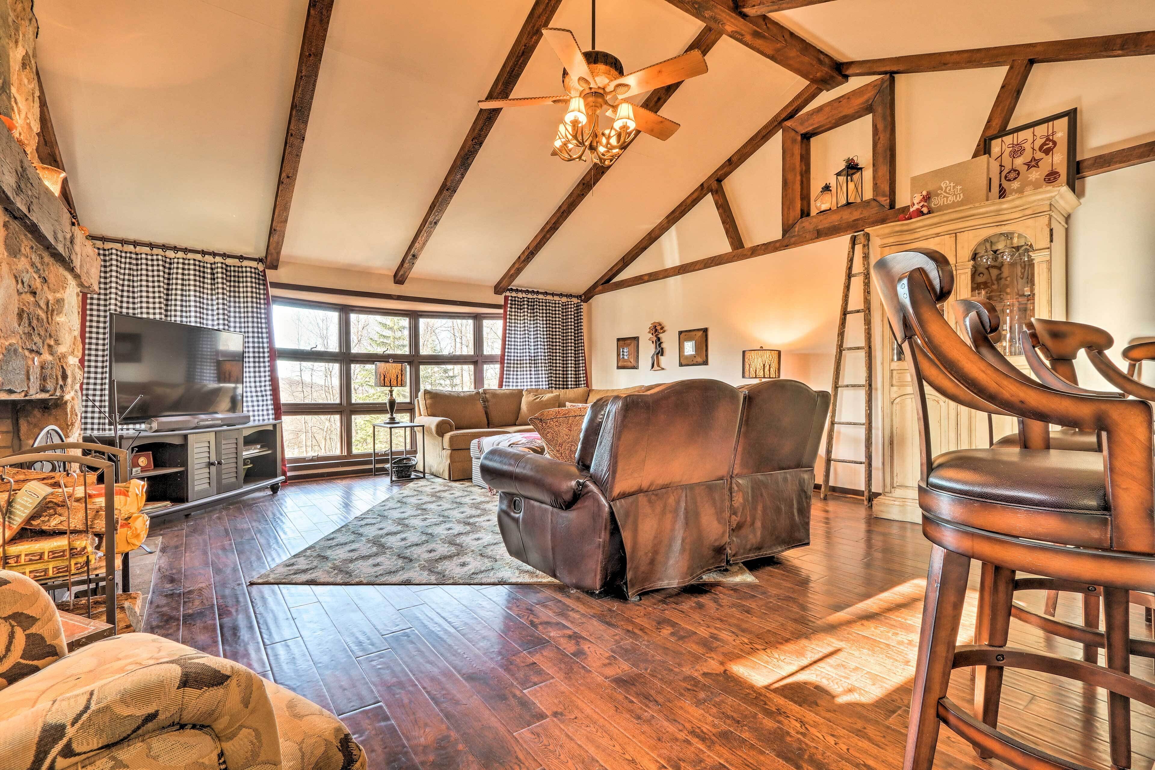 House (4 Bedrooms) | Interior