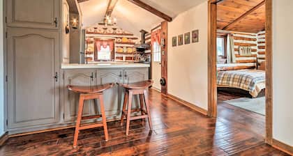 Macungie Cabin w/ Fireplace Near Bear Creek Skiing