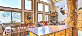 Rustic Sterling Cabin: Walk to Palisade Lake!