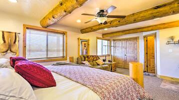 House (5 Bedrooms) | Interior