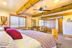 House (5 Bedrooms) | Interior