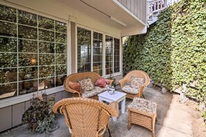 Apartment (2 Bedrooms) | Interior - Peaceful Oakland Oasis w/ Private Yard! (Oakland)