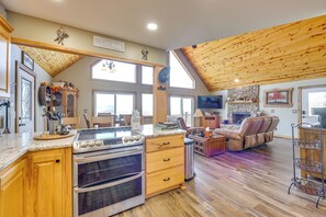 House (2 Bedrooms) | Interior - Mountain-view Murphy Cabin w/ Shared Fire Pit (Murphy)