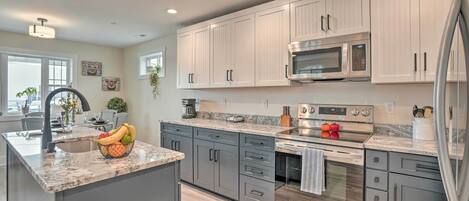 House (3 Bedrooms) | Front of property