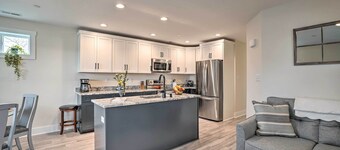 Peaceful Home w/ Patio < 2 Mi to Nat'l Park!