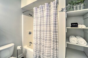 Apartment (1 Bedroom) | Bahagian dalam
