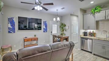 Apartment (1 Bedroom) | Interior