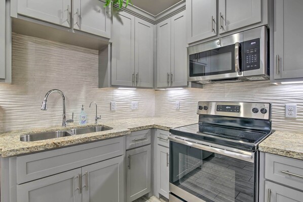 Apartment (1 Bedroom) | Interior