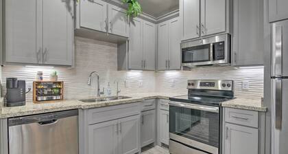 Gorgeous Edinburg Getaway ~ 2 Mi to Utrgv!