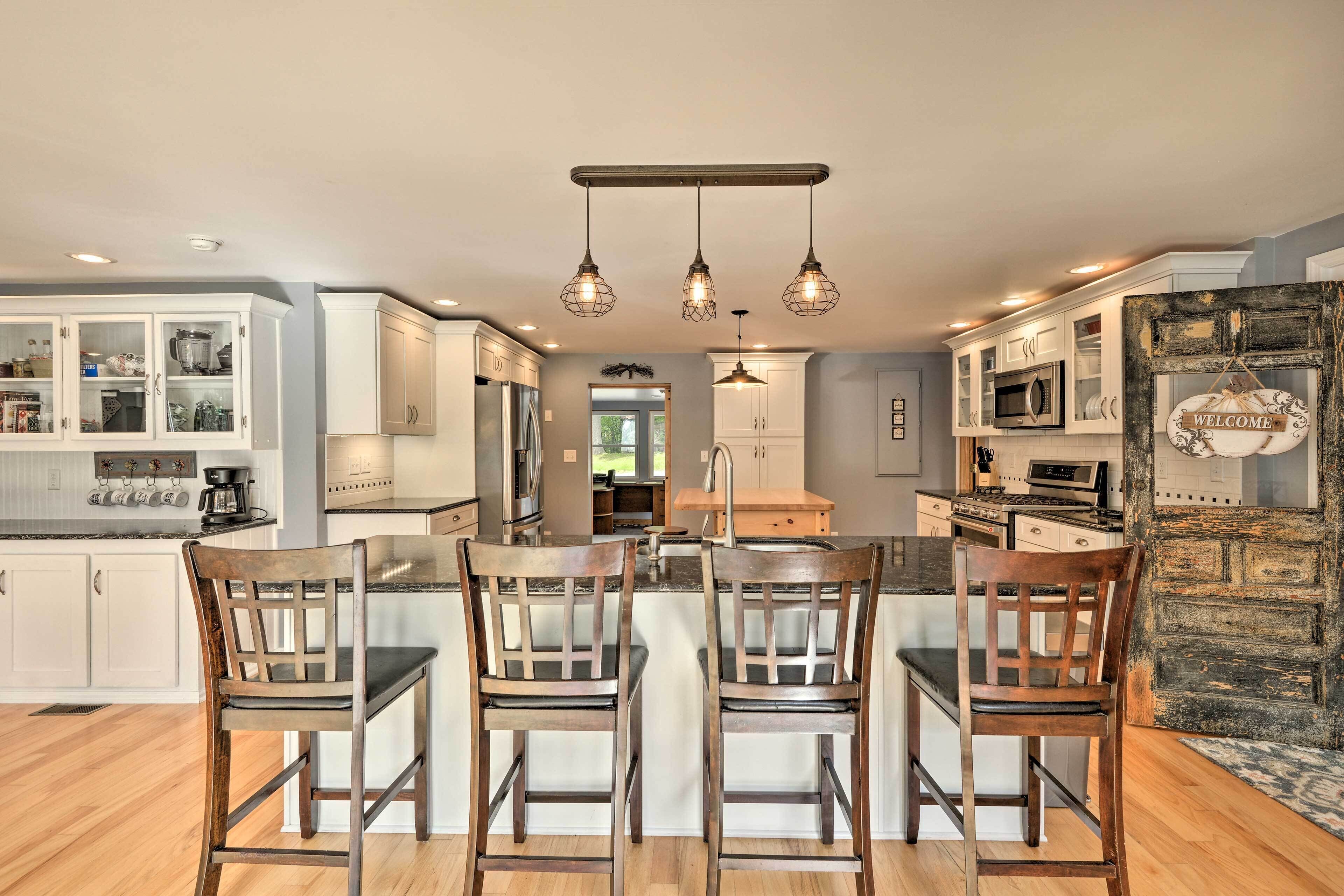 Rumah (6 Bedrooms) | Dapur pribadi | Microwave, oven, kompor, dan mesin pencuci piring