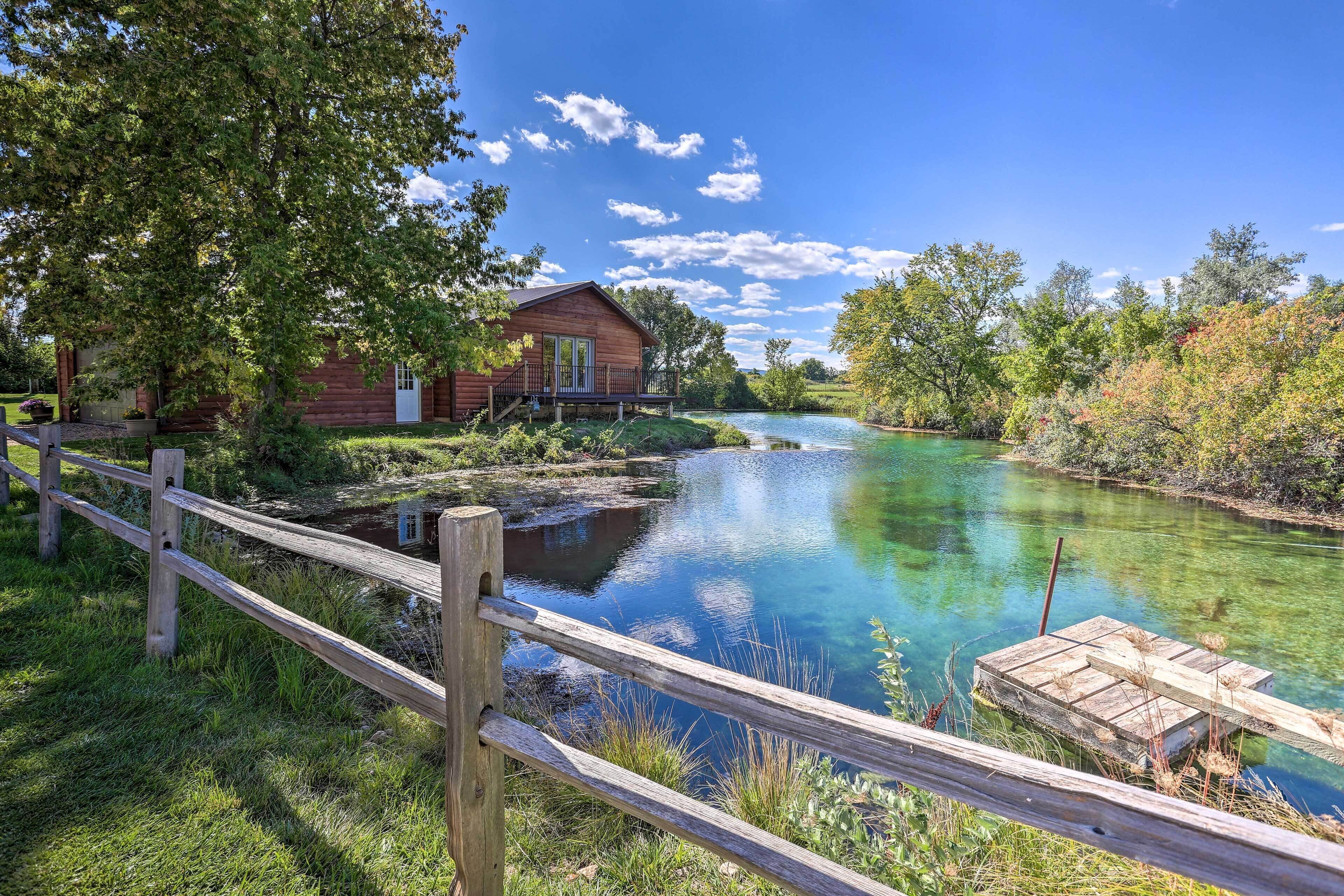 Family-friendly Getaway on 12-acre Trout Farm