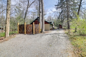 House (1 Bedroom) | Interior