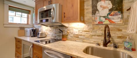 House (1 Bedroom) | Interior