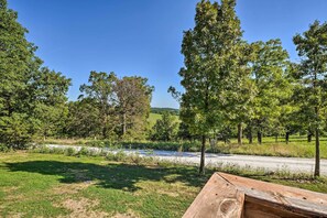 House (3 Bedrooms) | Interior - Quiet & Cozy Omaha Cabin ~ 20 Mi to Branson! (Omaha)