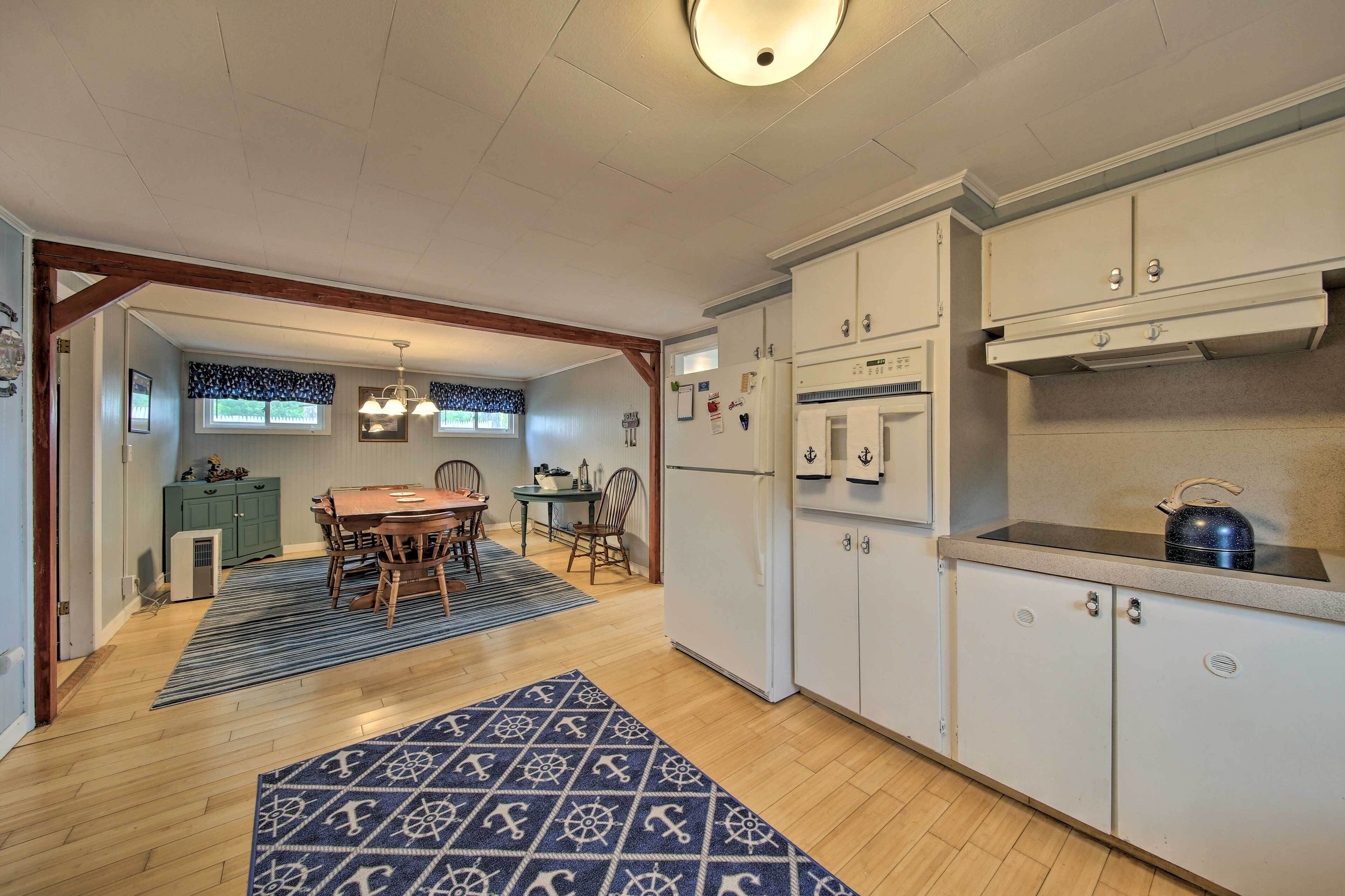 House (2 Bedrooms) | Interior