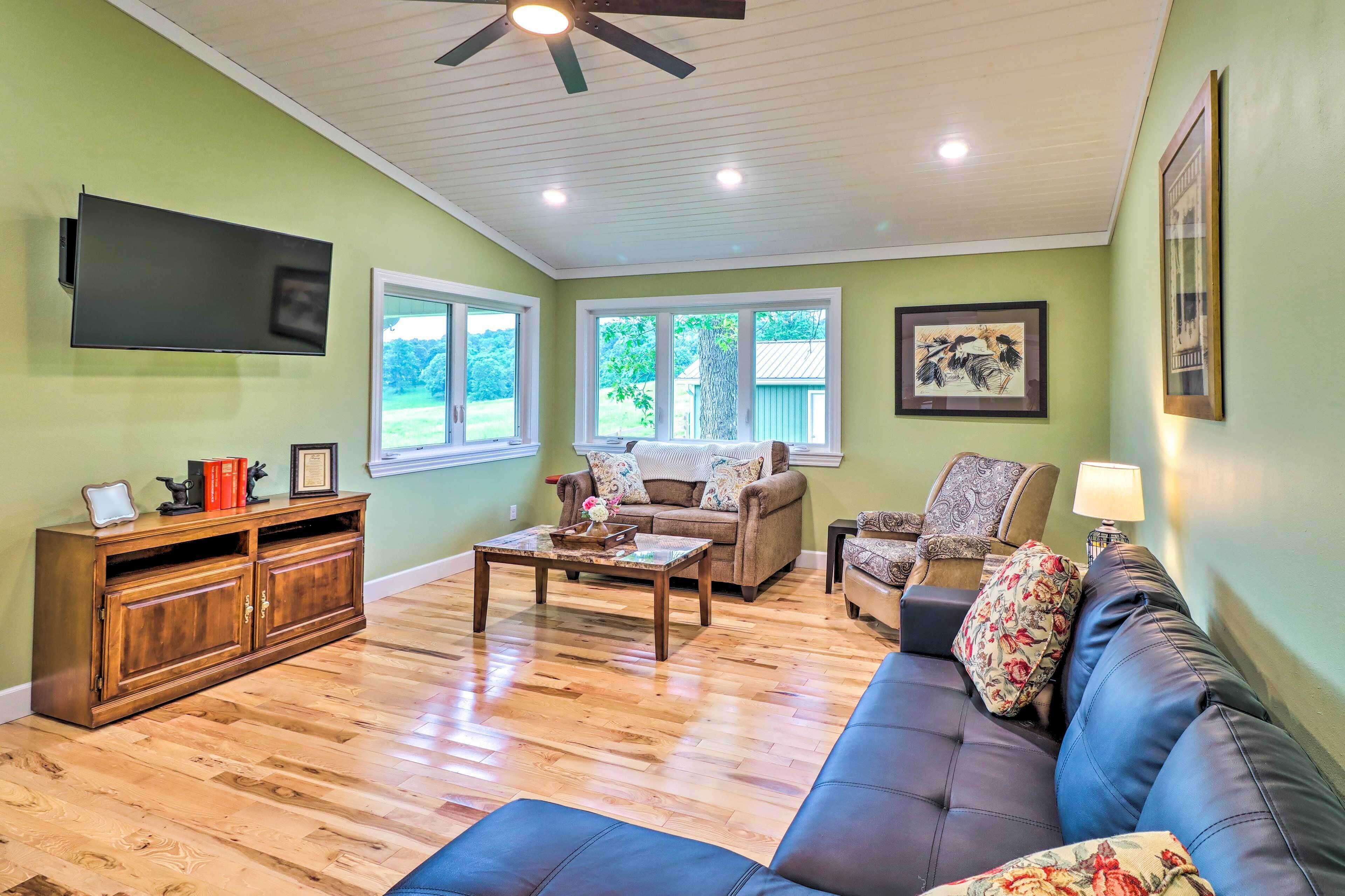 Cottage (2 Bedrooms) | Interior