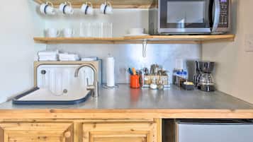 Apartment (1 Bedroom) | Interior