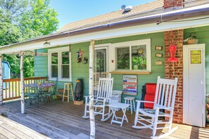 House (5 Bedrooms) | Interior