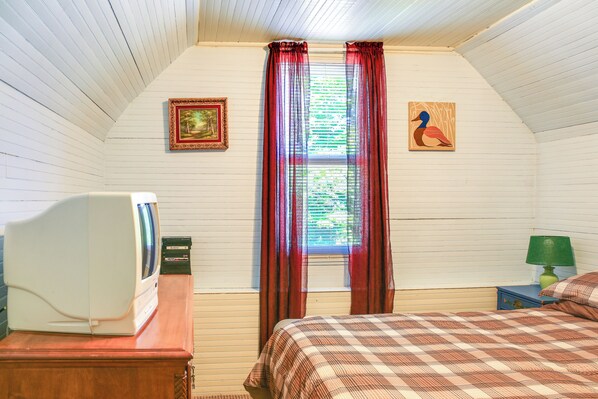 House (5 Bedrooms) | Interior