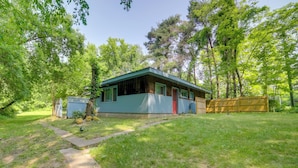 Unclassified image, 2 of 28, button - Rustic Cottage With Fire Pit & Private Yard! (Fenwick)