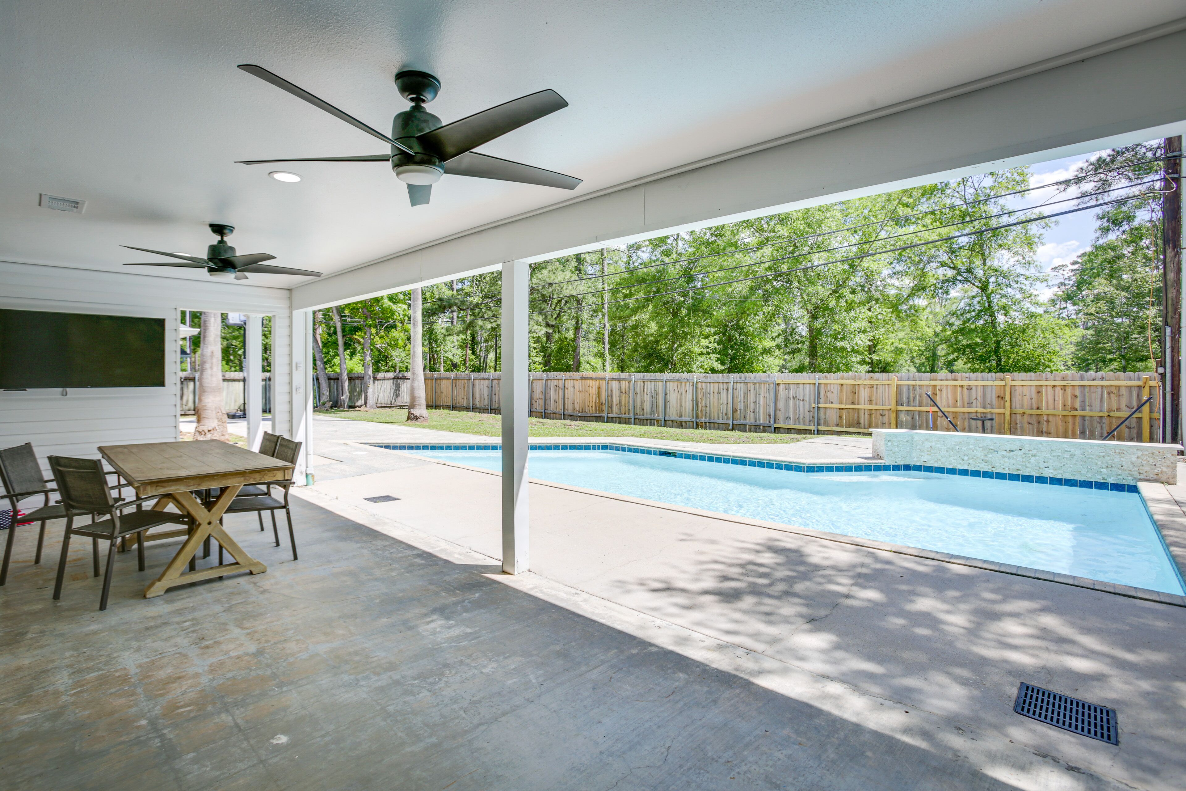 Pet-friendly Home Near Chappapeela Sports Park!