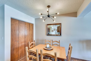 Apartment (3 Bedrooms) | Interior - Central Steamboat Condo: Outdoor Hot Tub & Pool! (Steamboat Springs)