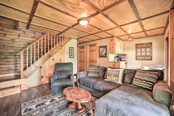 House (3 Bedrooms) | Interior - Adirondack Cabin on Private Lake Near Glenfield! (Glenfield)