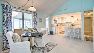 Cottage (3 Bedrooms) | Interior