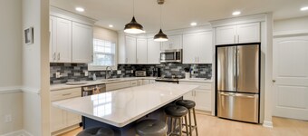 Stunning Cape Charles Retreat ~ 1 Mi to Beach