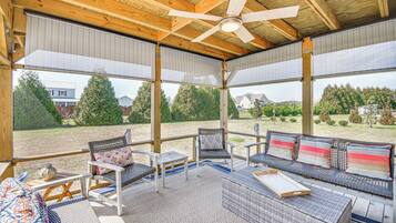 House (4 Bedrooms) | Interior