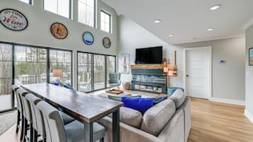 House (5 Bedrooms) | Front of property