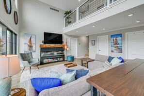 House (5 Bedrooms) | Interior