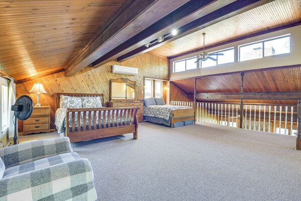 House (2 Bedrooms) | Interior