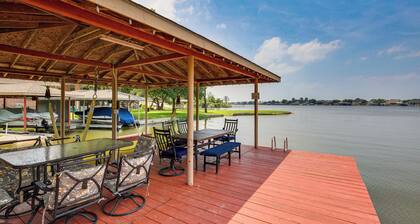Spacious Lake Granbury Home w/ Deck & Boat Dock!