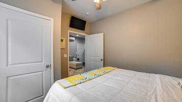 Rumah (2 Bedrooms) | Interior