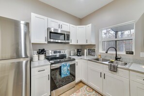 House (2 Bedrooms) | Interior - Pet-friendly Murray Vacation Rental w/ Grill! (Murray)