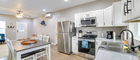 House (2 Bedrooms) | Bahagian dalam