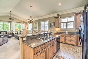 Apartment (3 Bedrooms) | Interior - Gulf Shores Condo on Golf Course w/ Resort Perks! (Gulf Shores)