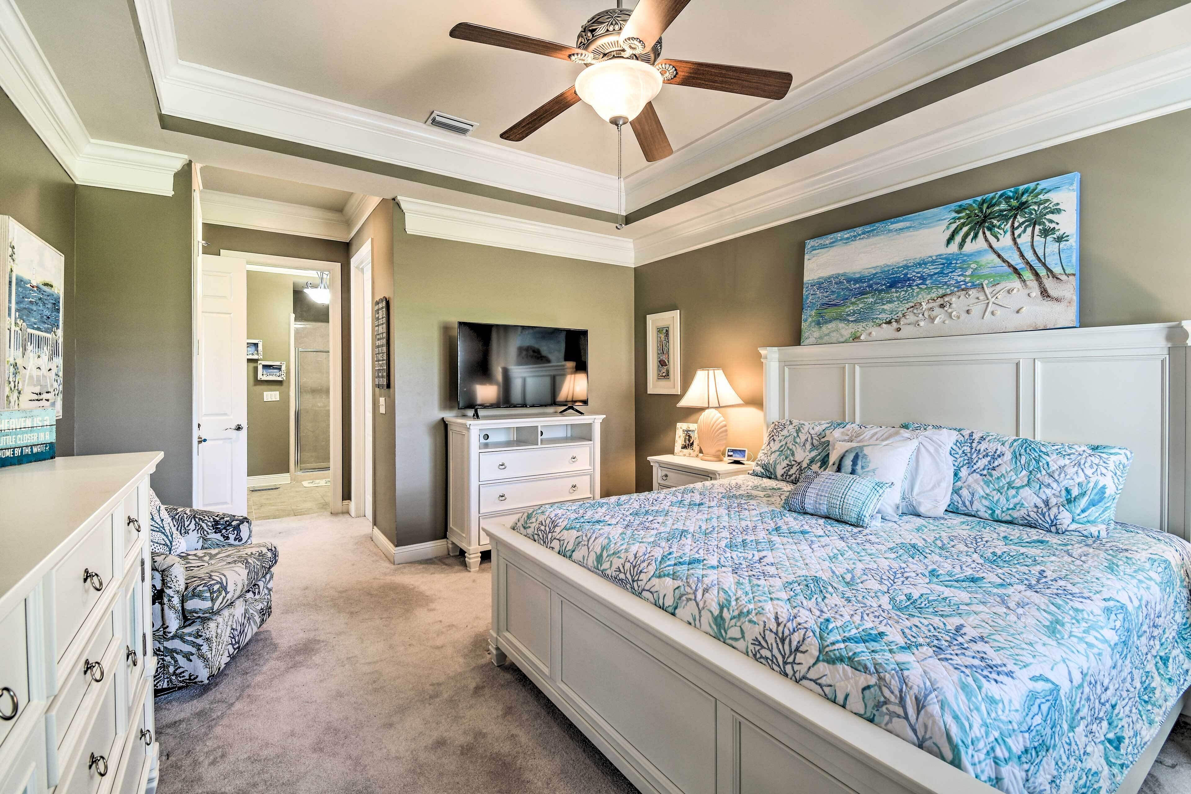 Resort Condo on Golf Course w/ Community Perks!