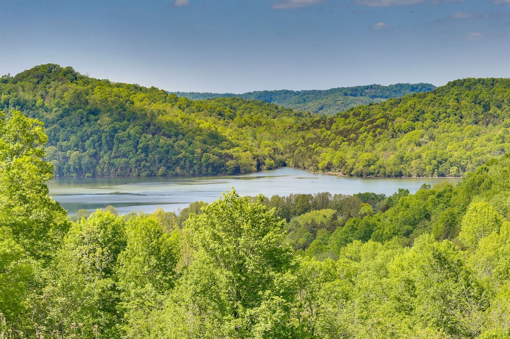 Serene Granville Home w/ Cumberland River Views!