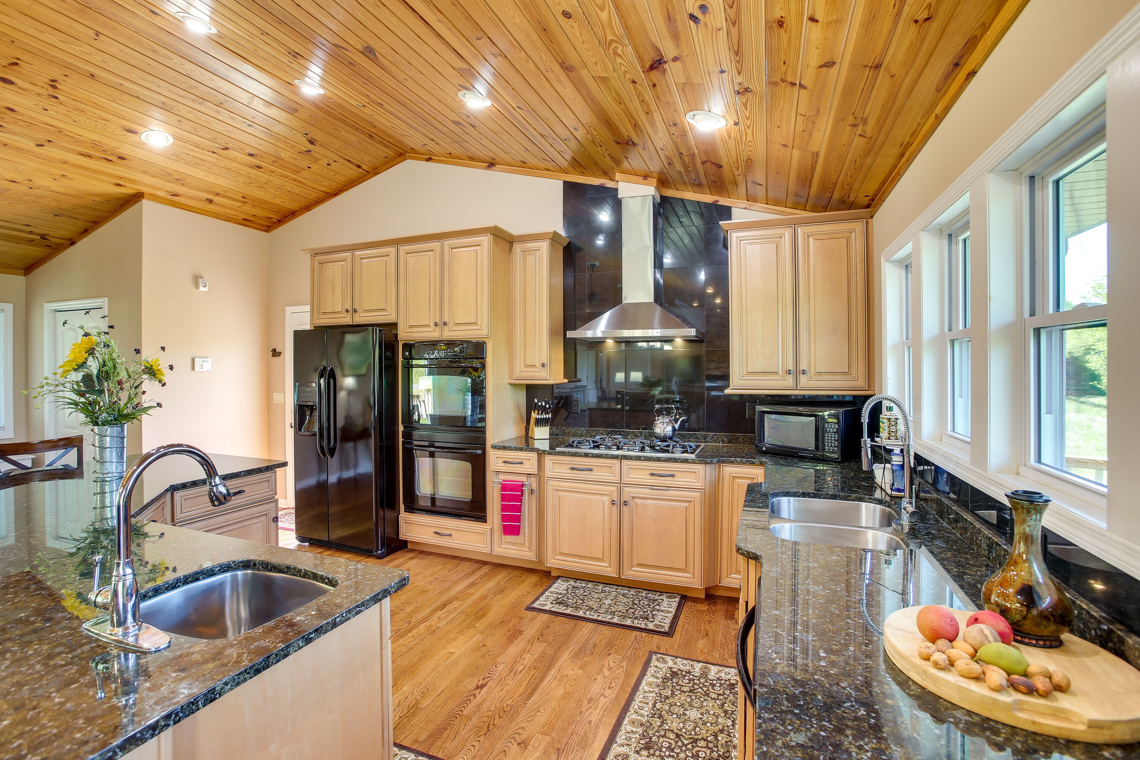 Serene Granville Home w/ Cumberland River Views!