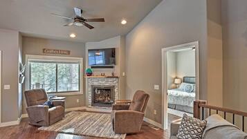 Rumah (5 Bedrooms) | Interior