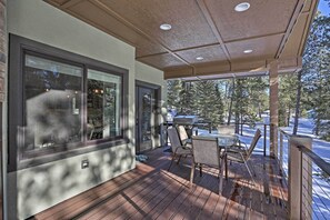 House (5 Bedrooms) | Interior