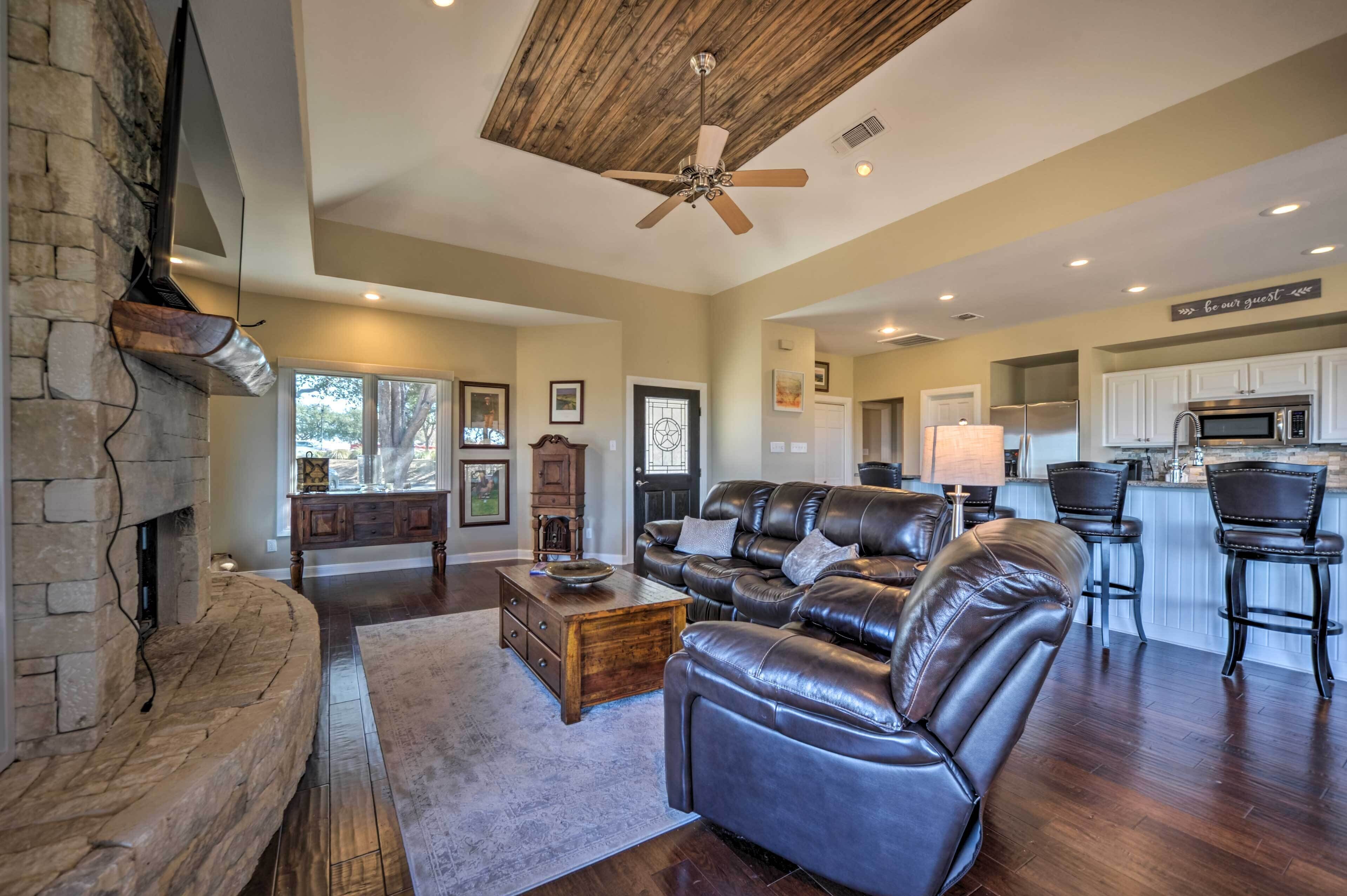 Spacious Spicewood Cottage, Close to Golfing!