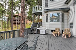 House (4 Bedrooms) | Interior - Spacious Hideaway in Ruidoso w/ Multi-level Deck! (Ruidoso)