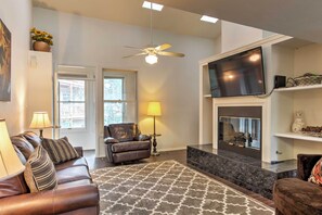 House (4 Bedrooms) | Interior - Spacious Hideaway in Ruidoso w/ Multi-level Deck! (Ruidoso)