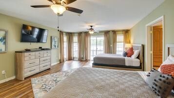 House (5 Bedrooms) | Interior